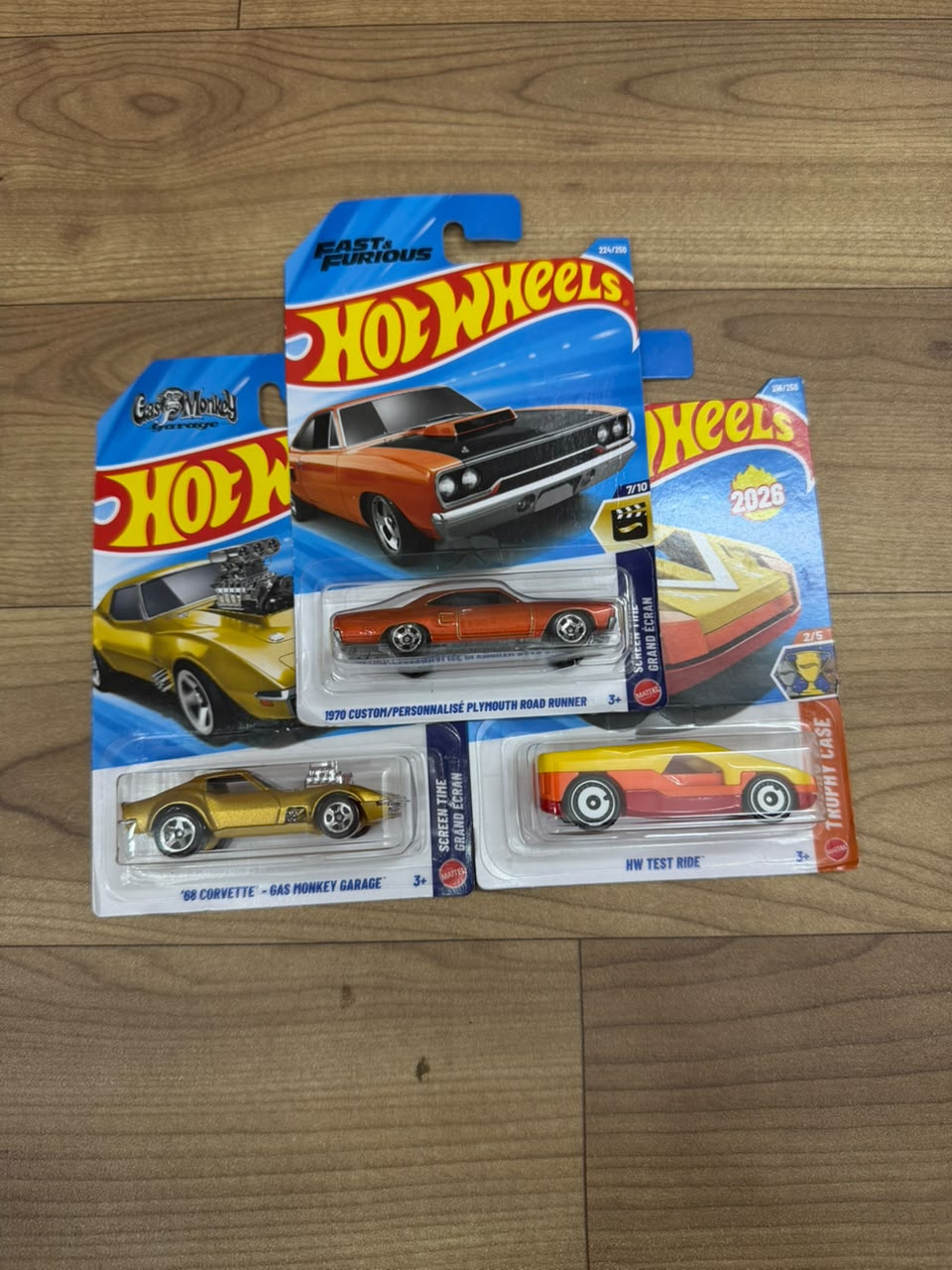 1970 CUSTOM/ PERSONNALISE PLYMOUTH ROAD RUNNER AND HW TEST RIDE AND 68 CORVETTE- GAS MONKEY GARAGE: SINGLE HOT WHEELS CARS (Copy)