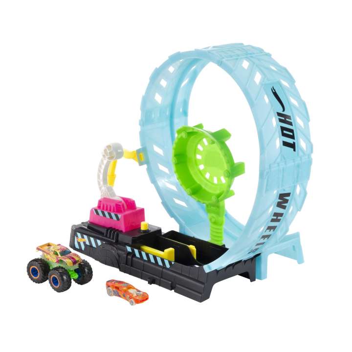 Hot Wheels Monster Trucks Glow-In-the Dark Epic Loop Challenge Playset- Track Set
