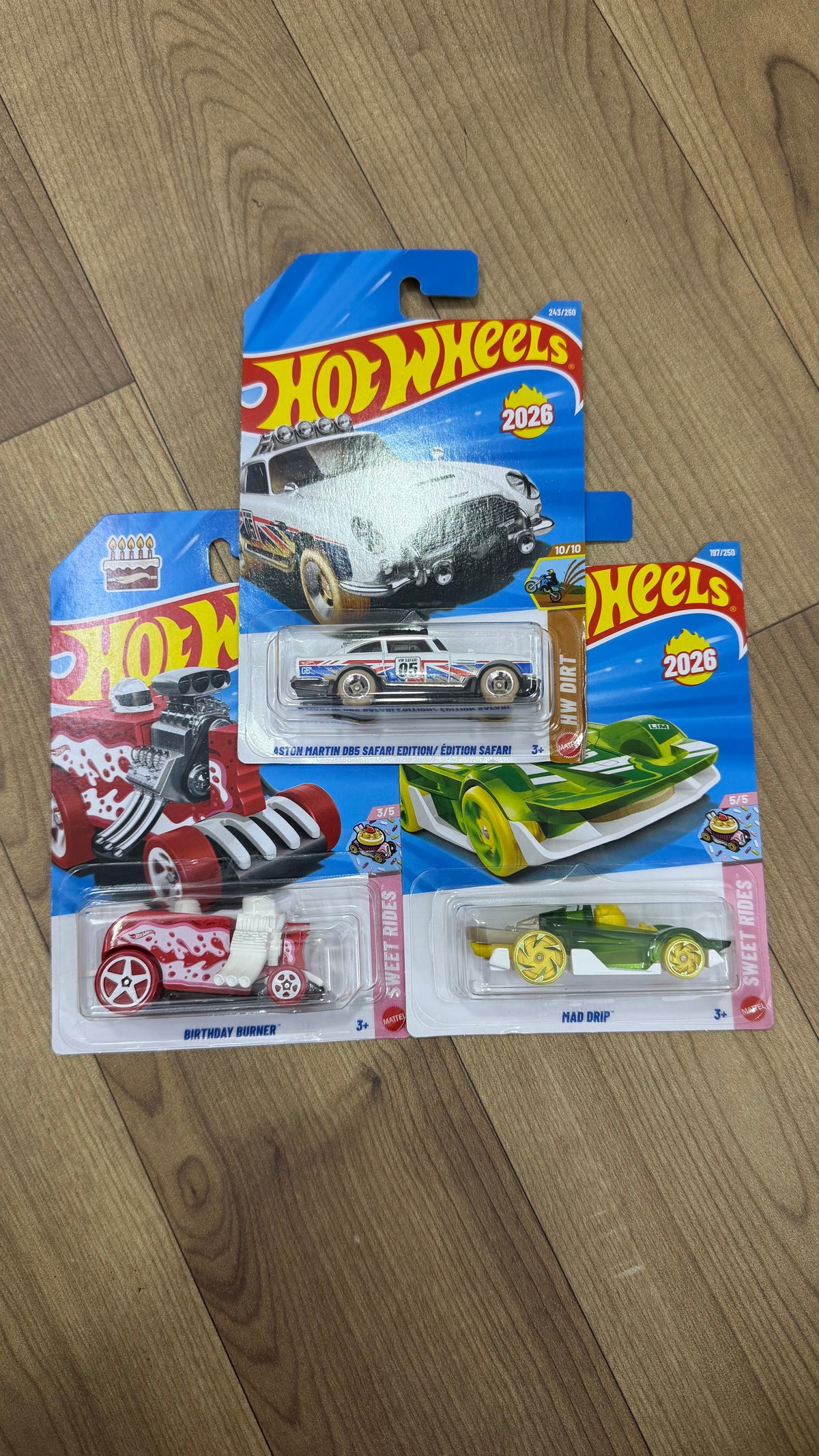 ASTON MARTIN DB5 SAFARI EDITION AND BIRTHDAY BURNER AND MAD DRIP- SINGLE HOTWHEELS CAR