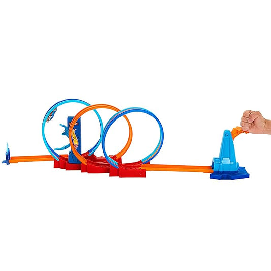 Hot Wheels Track Set, Ultra Hots Loop Madness with 3 Loops and 1 Hot Wheels Car in 1:64 Scale, Connects to Other Sets, Collapses for Easy Toy Storage