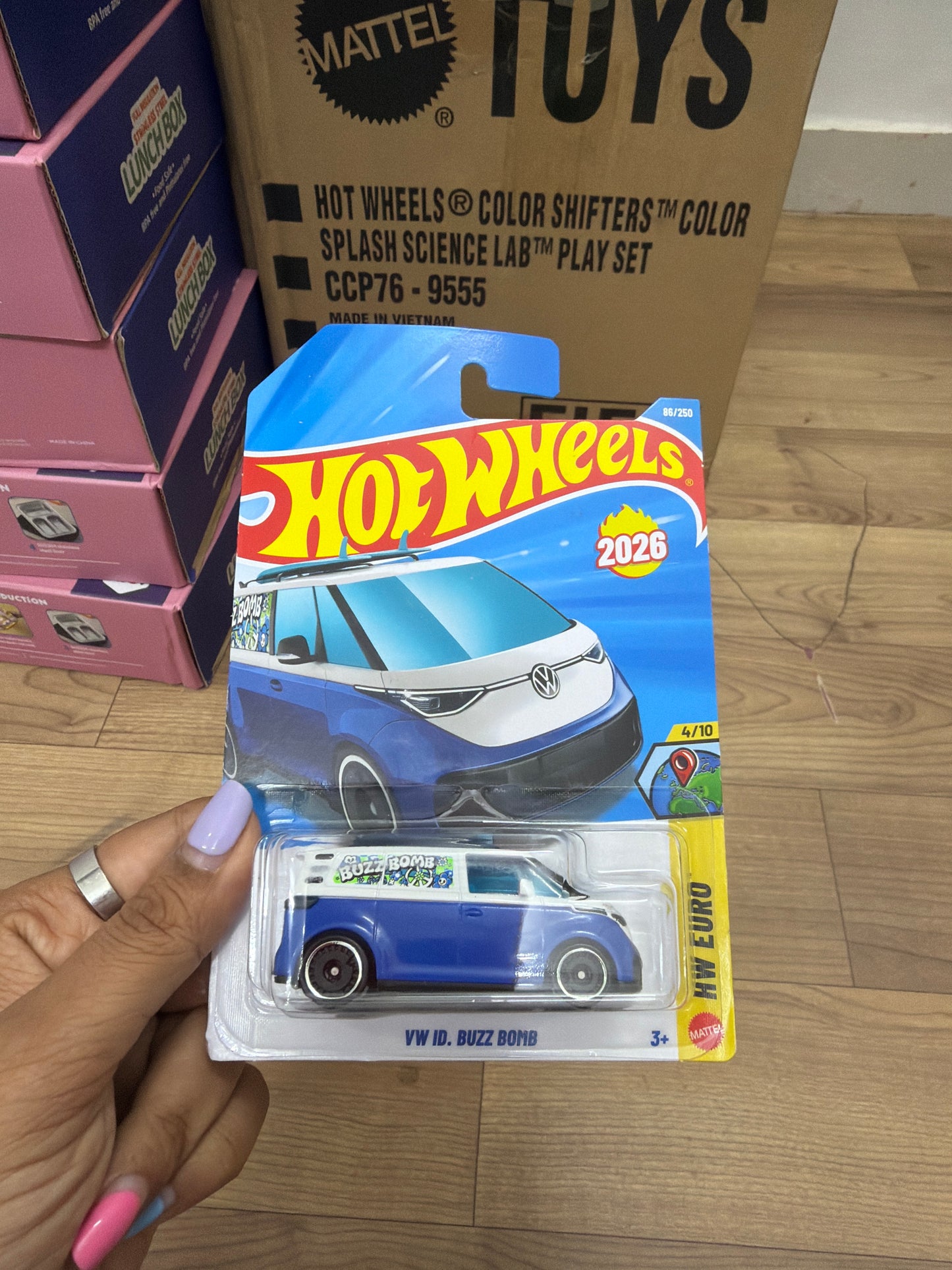 SINGLE HOT WHEELS CAR VW ID BUZZ BOMB