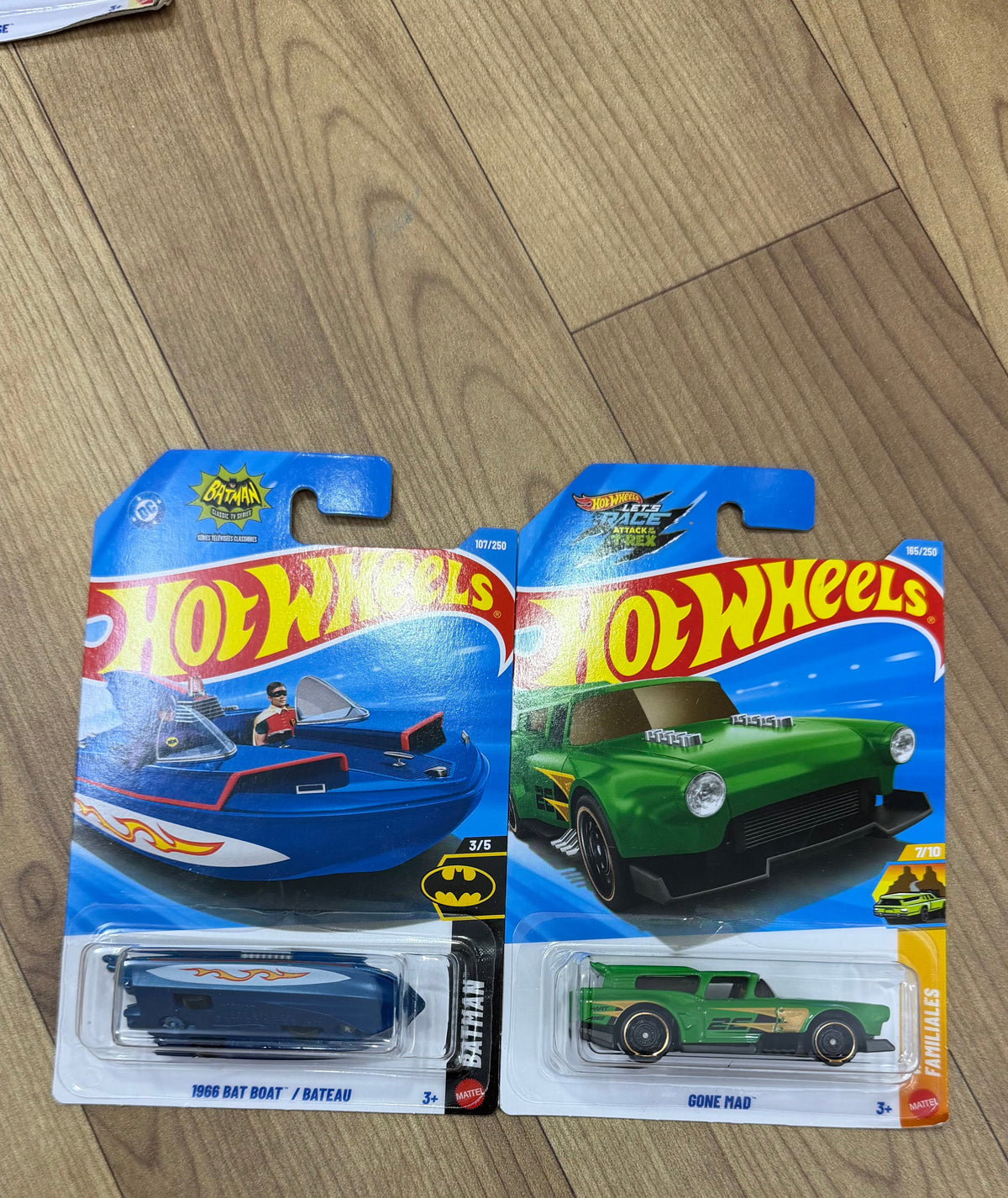1966 BAT BOAT AND GONE MAD - SINGLE HOTWHEELS CAR