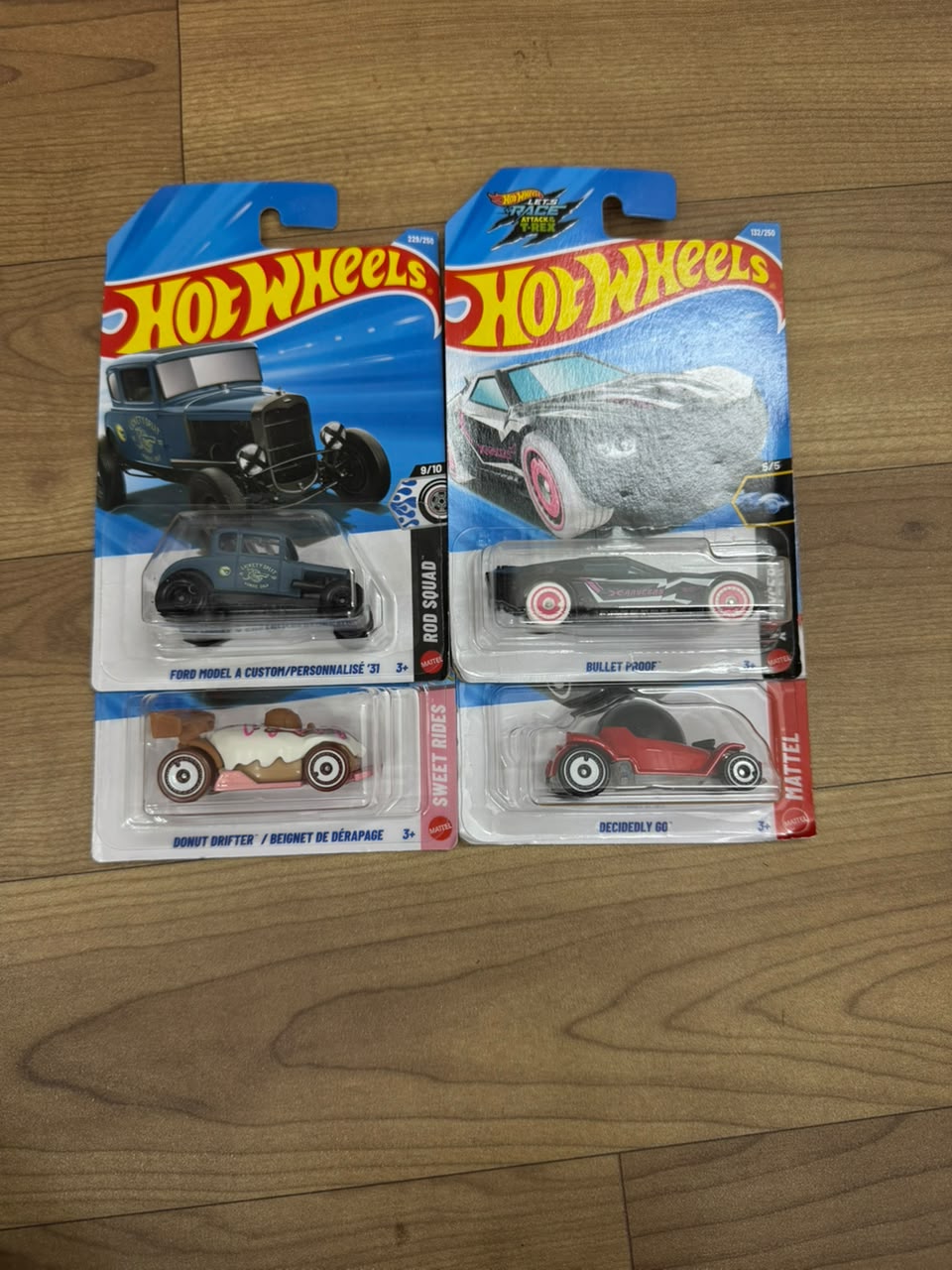 FORD MODEL A CUSTOM/ PERSONNALISE AND DECIDELY GO AND BULLET PROOF AND DONUT DRIFTER : SINGLE HOT WHEELS CARS
