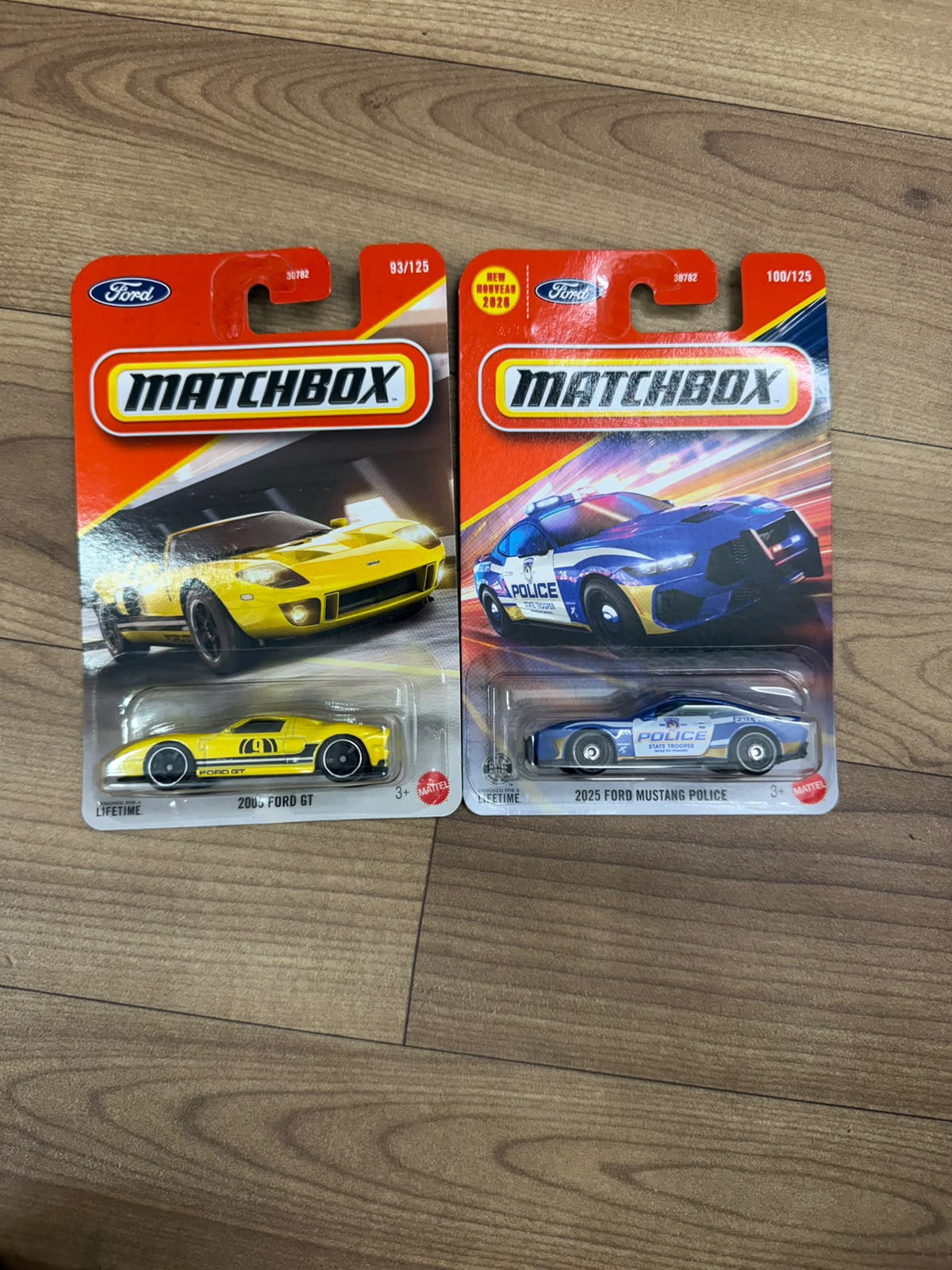 2005 FORD GT (MATCHBOX CAR- 30782) AND 2025 FORD MUSTANG POLICE (MATCHBOX CAR- 30782)