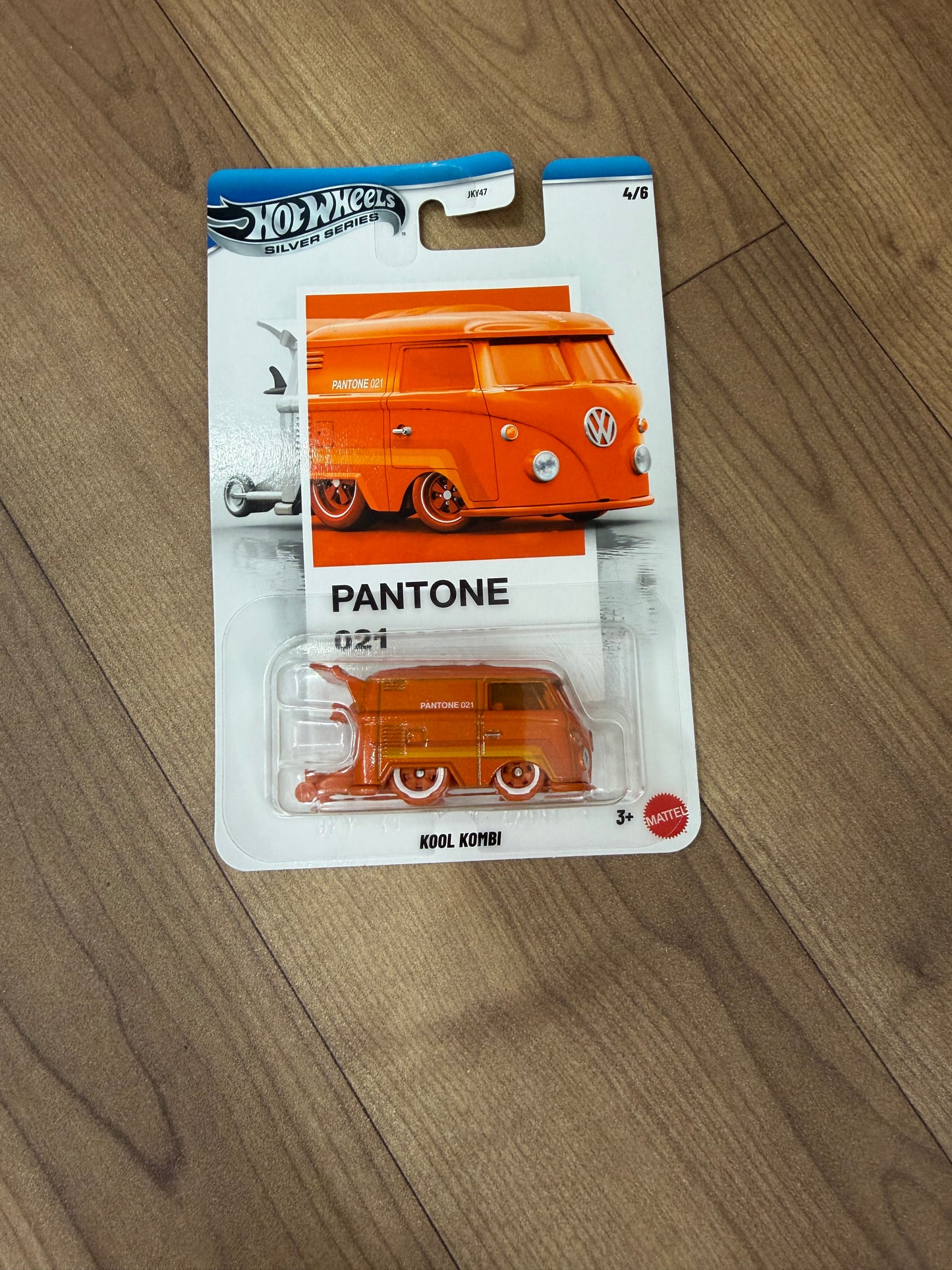 NEW JKY47 (HW  PANTONE AST)- Hot Wheels 2026 Pantone Collection Silver Celebration Series 1:64 Scale