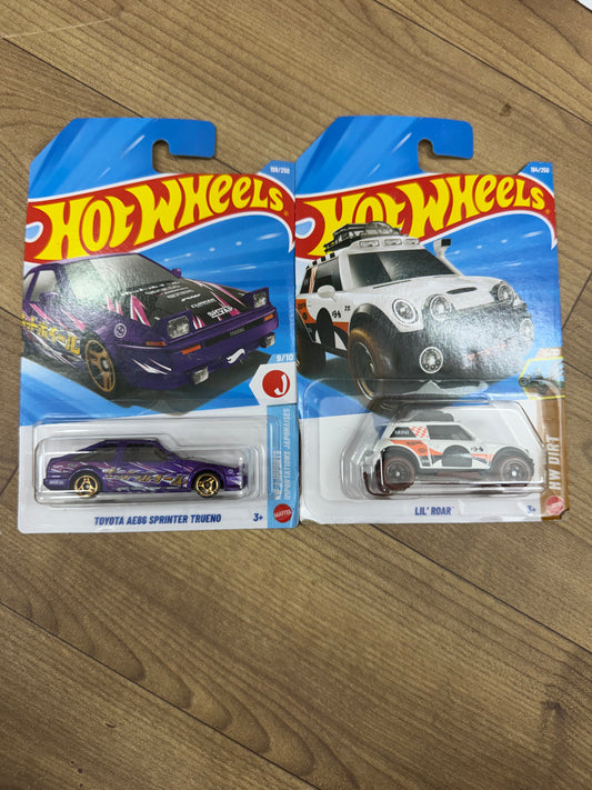 SINGLE HOTWHEELS CAR- TOYOTA AE86 SPRINTER TRUENO AND LIL ROAR