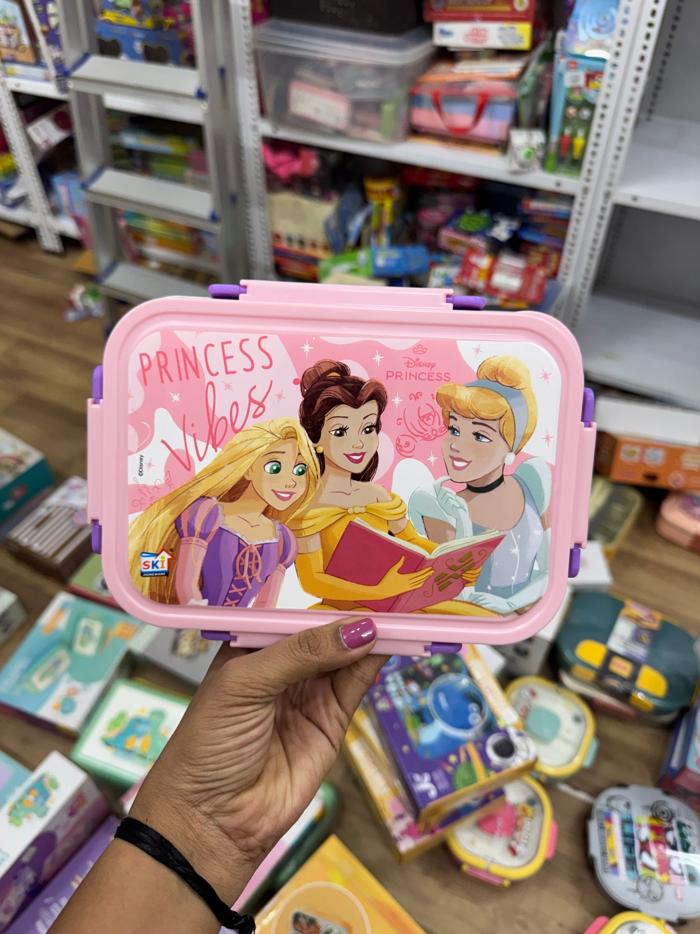 SKI 3 Partition Lunch Box- Grub 3