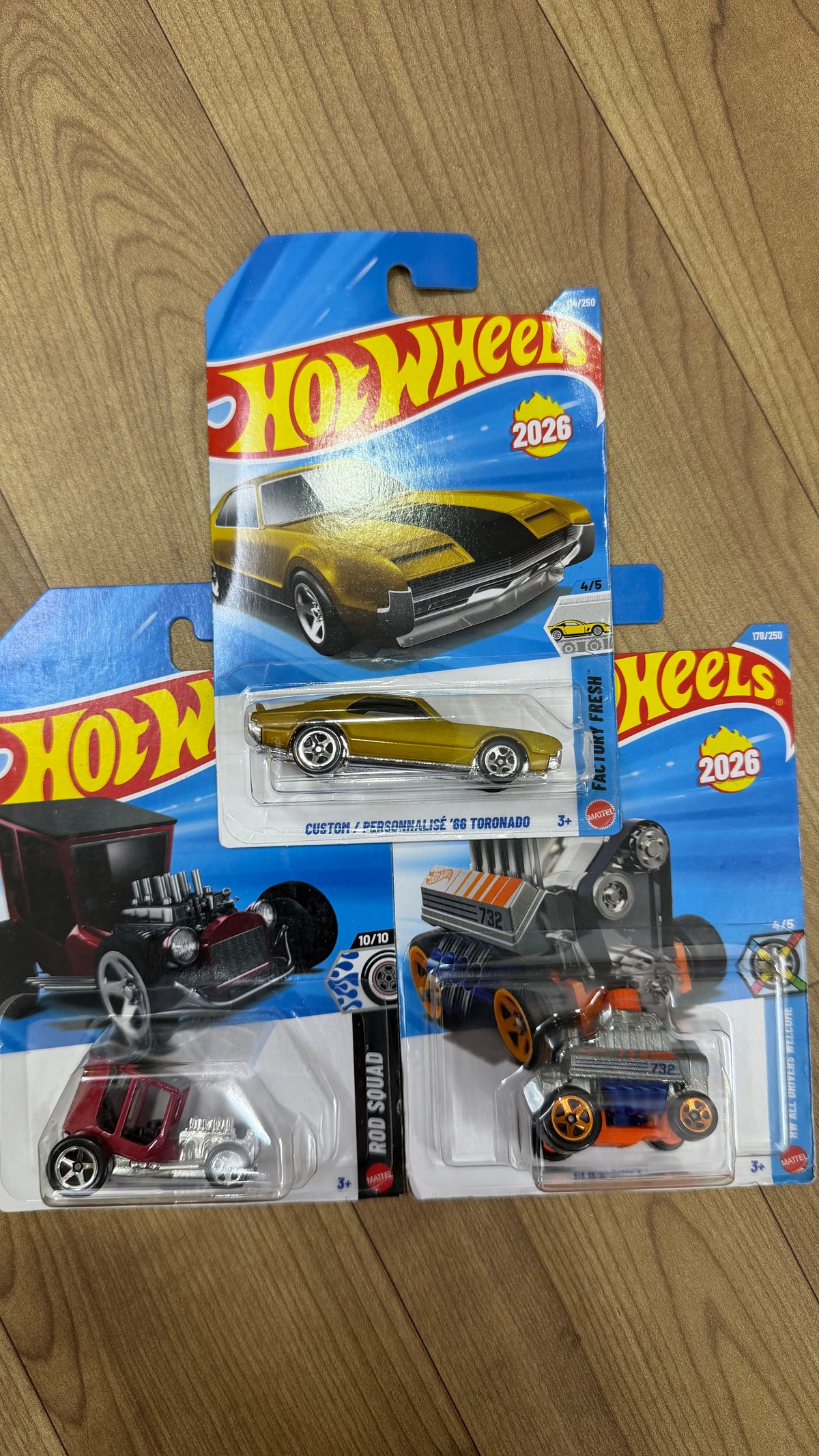 CUSTOM/ PERSONNALISE 66 TORONADO AND CLICK SHIFT OLD AND UNCERTAIN T- SINGLE HOTWHEELS CAR