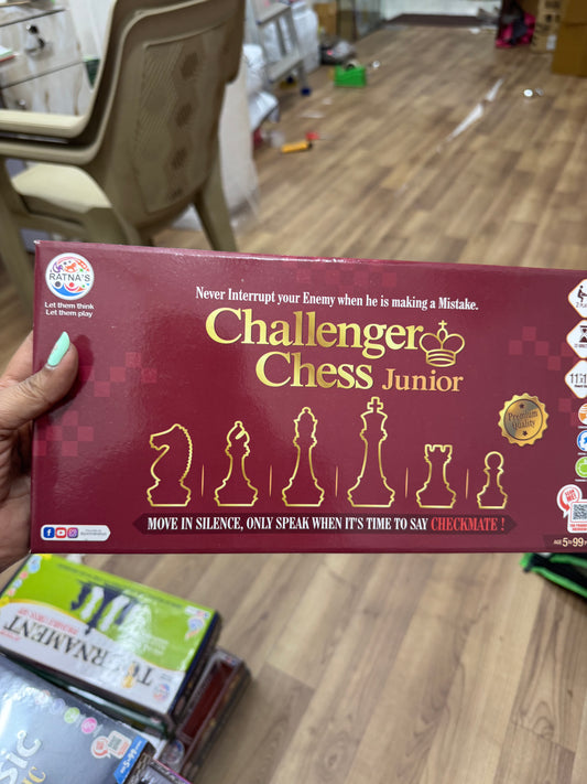 RATNA'S Challenger Chess Junior