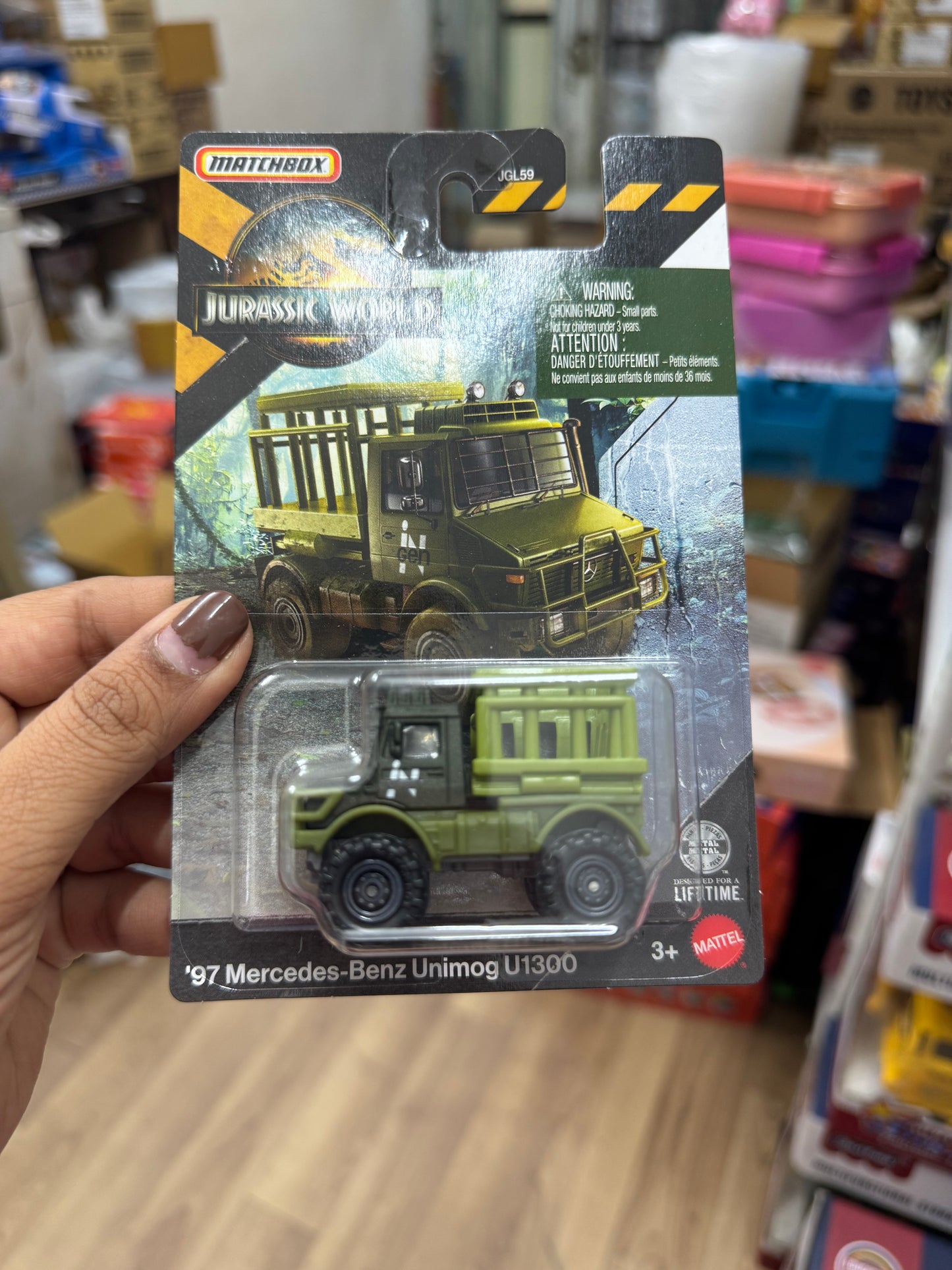 MATCHBOX JURASSIC WORLD 97 MERCEDES BENZ UNIMOG U1300