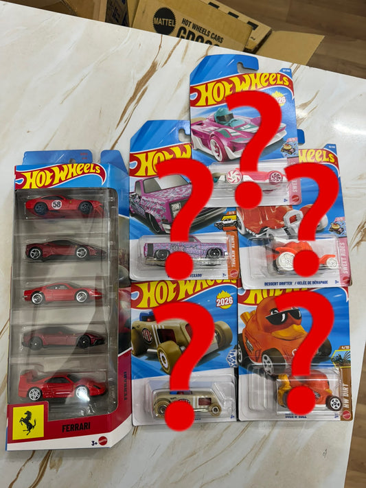 FERRARI- Set of 5 cars and SINGLE HOTWHEELS FANTASY 5 CARS