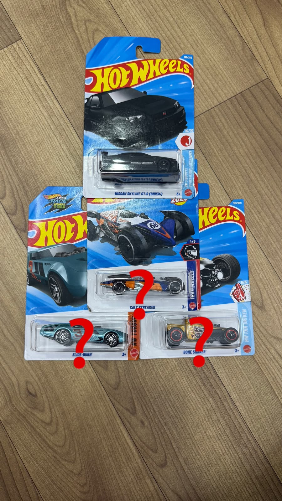 NISSAN SKYLINE GT-R (BNR34) AND 3 RANDOM FANTASY CARS - SINGLE HOTWHEELS