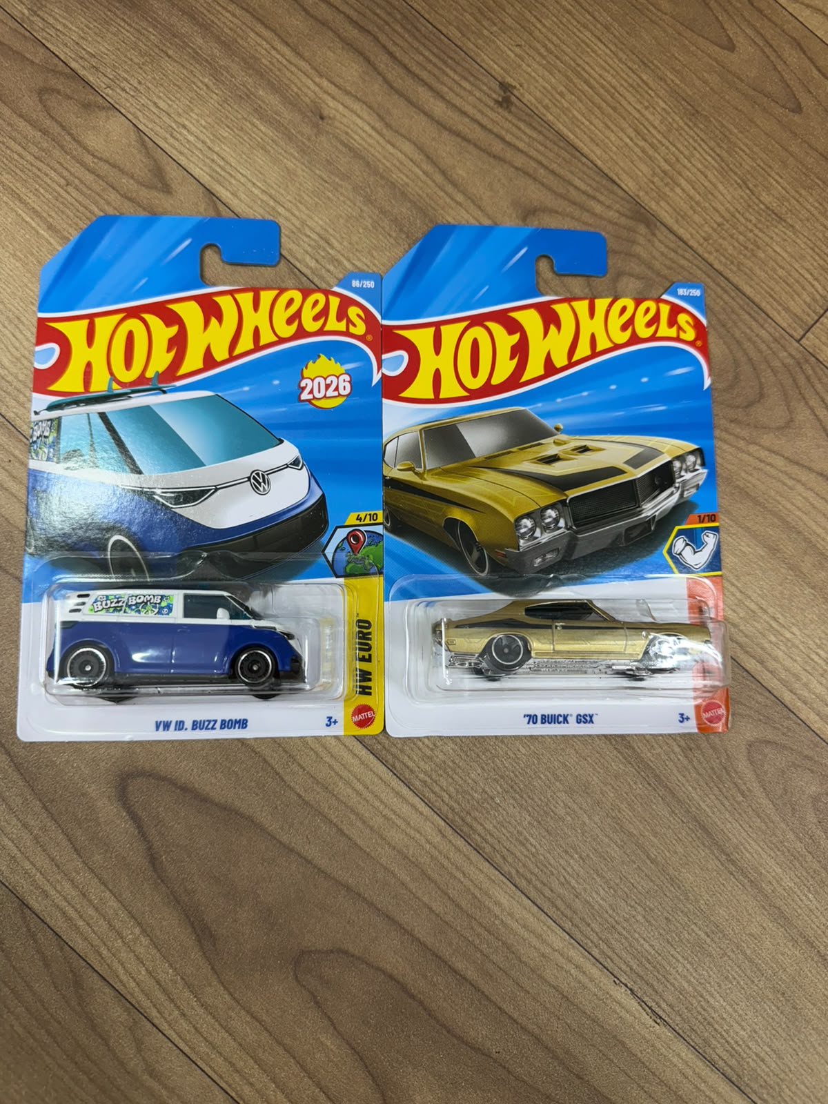 SINGLE HOT WHEELS CAR 70 BUICK GSX AND VW ID BUZZ BOMB