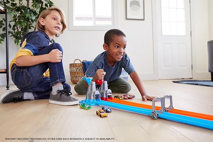 Hot Wheels Stunt Tracks - Double Loop Dash Track Set | 2 Loops, 2 Cars, Head-to-Head Racing | 5+ Years - GFH85