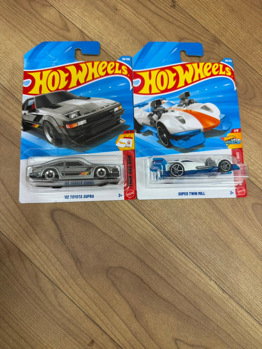 SINGLE HOT WHEELS CAR 82 TOYOTA SUPRA AND SUPER TWIN MILL