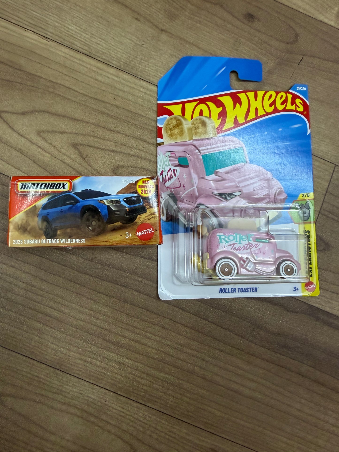2023 SUBARU OUTBACK WILDERNESS(MATCHBOX CAR) AND ROLLER TOASTER HOTWHEELS SINGLE CAR