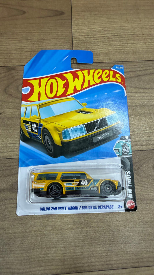 VOLVO 240 DRIFT WAGON-  SINGLE HOTWHEELS