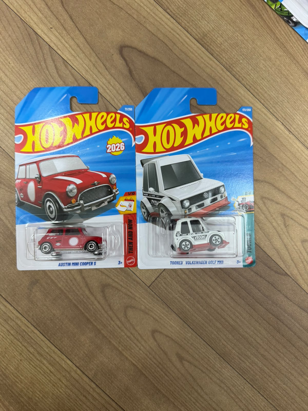 SINGLE HOT WHEELS CAR AUSTIN MINI COOPER S AND TOONED VOLKSWAGEN GOLF MK1