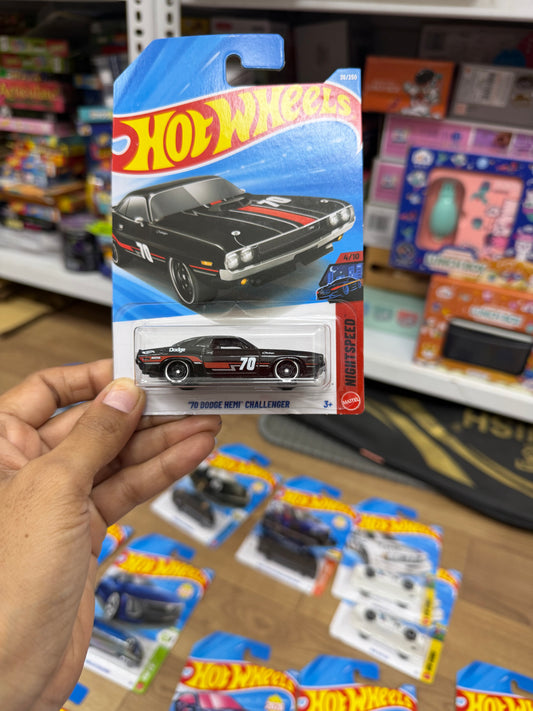 SINGLE HOT WHEELS CAR 70 DODGE HEMI CHALLENGER