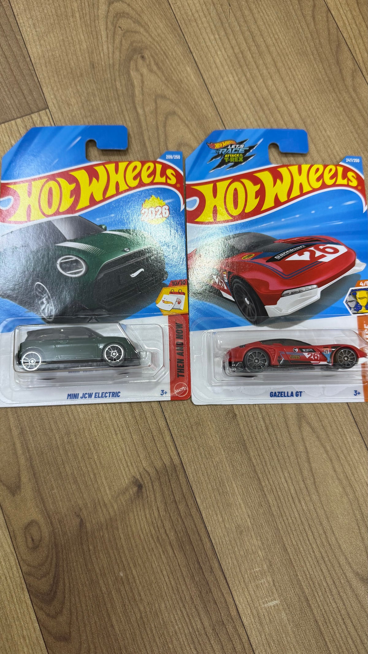 MINI JCW ELECTRIC AND GAZELLA GT - SINGLE HOTWHEELS CAR