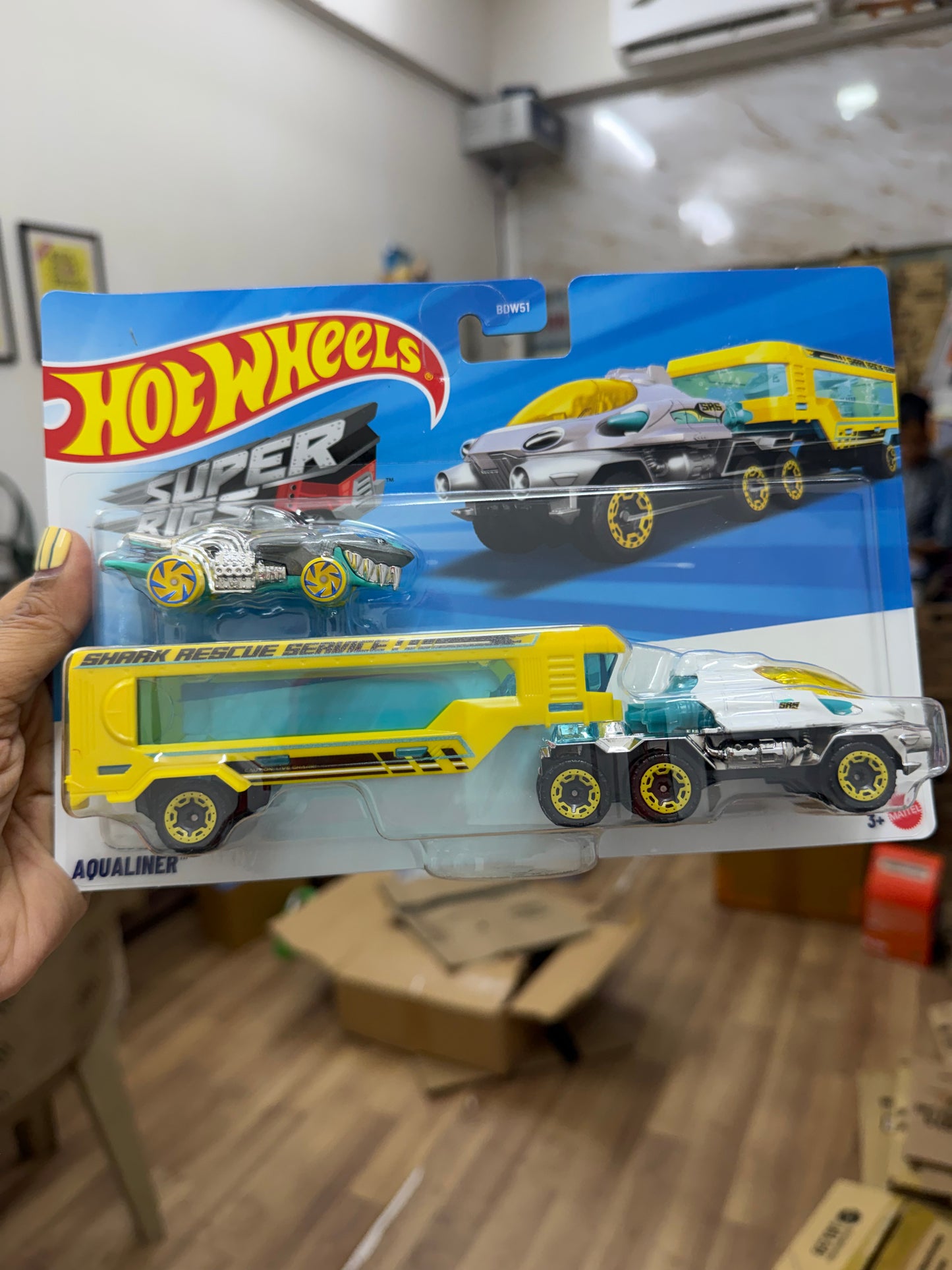 Hot Wheels Super Rigs Die Cast Vehicles- 2026