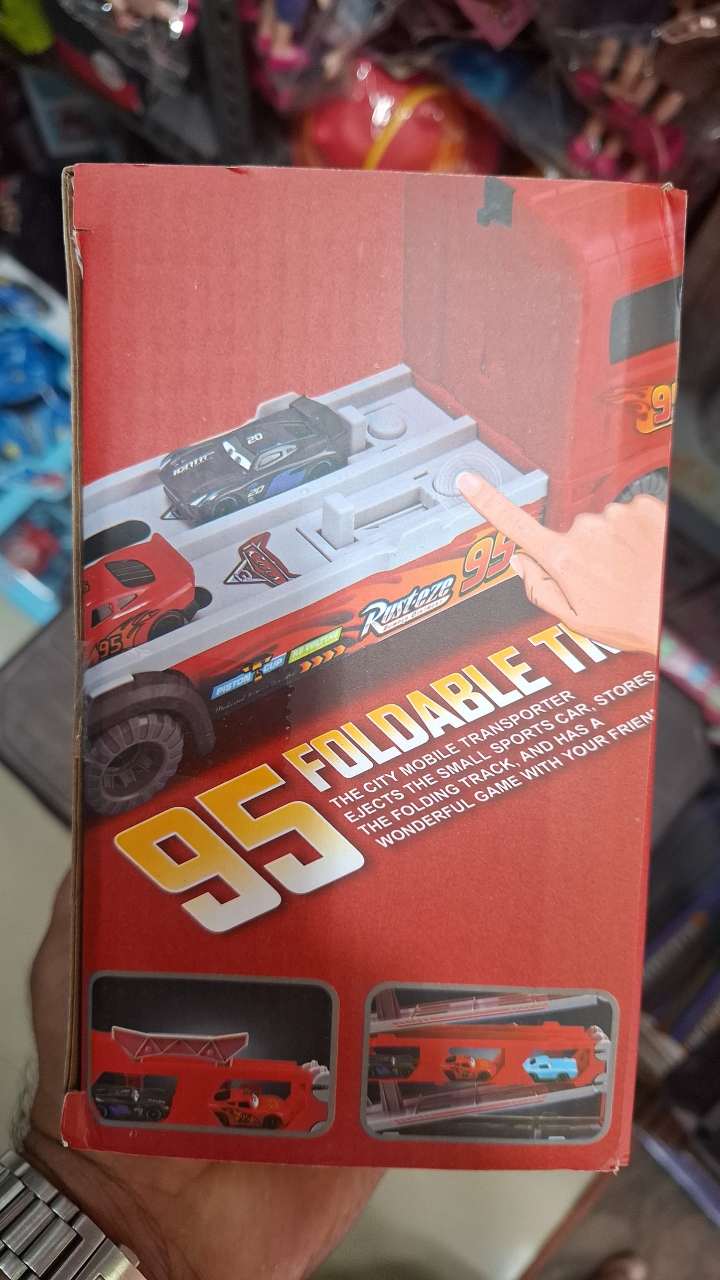 Deformation Truck/ Container Truck with Race Track- MCQUEEN