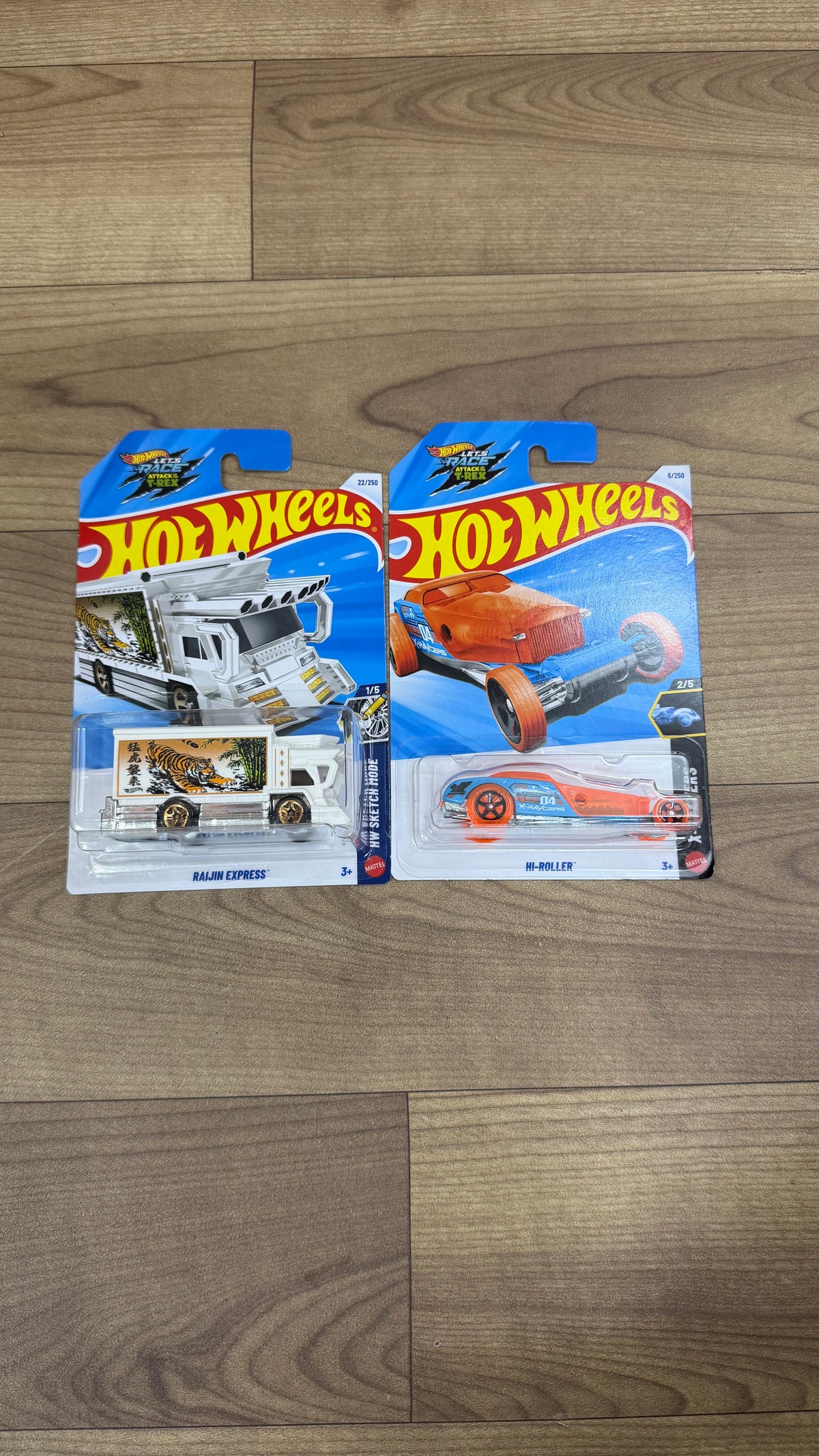 RAIJIN EXPRESS - A CASE OF 2027 SINGLE HOTWHEELS CAR AND HI- ROLLER- A CASE OF 2027 SINGLE HOTWHEELS CAR