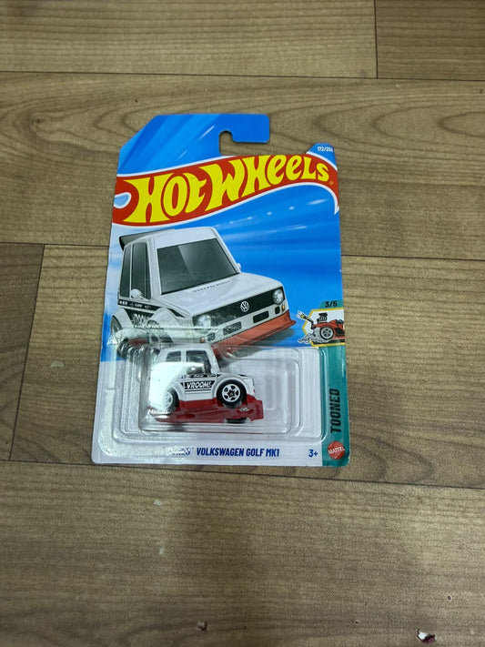 TOONED VOLKSWAGEN GOLF MK1 - SINGLE HOTWHEELS